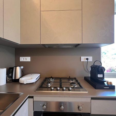 Val Di Sole 19-Iii Piano- Vista Mare- Vista Collina-Wifi 100Mg-Aria Condizionata In Tutte Le Stanze -L'Appartamento E' Stato Completamente Rinnovato Nel 2023 Rapallo Bagian luar foto