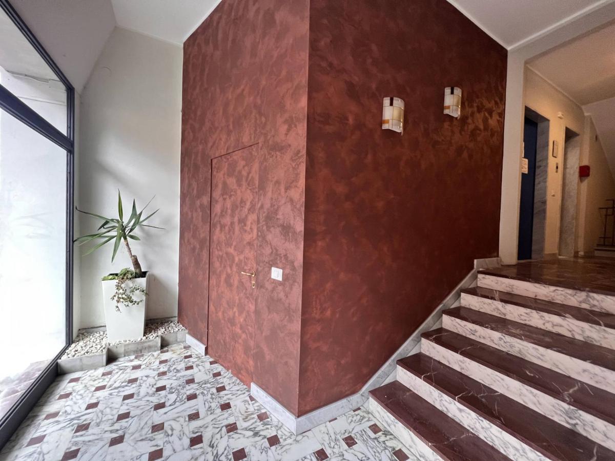 Val Di Sole 19-Iii Piano- Vista Mare- Vista Collina-Wifi 100Mg-Aria Condizionata In Tutte Le Stanze -L'Appartamento E' Stato Completamente Rinnovato Nel 2023 Rapallo Bagian luar foto