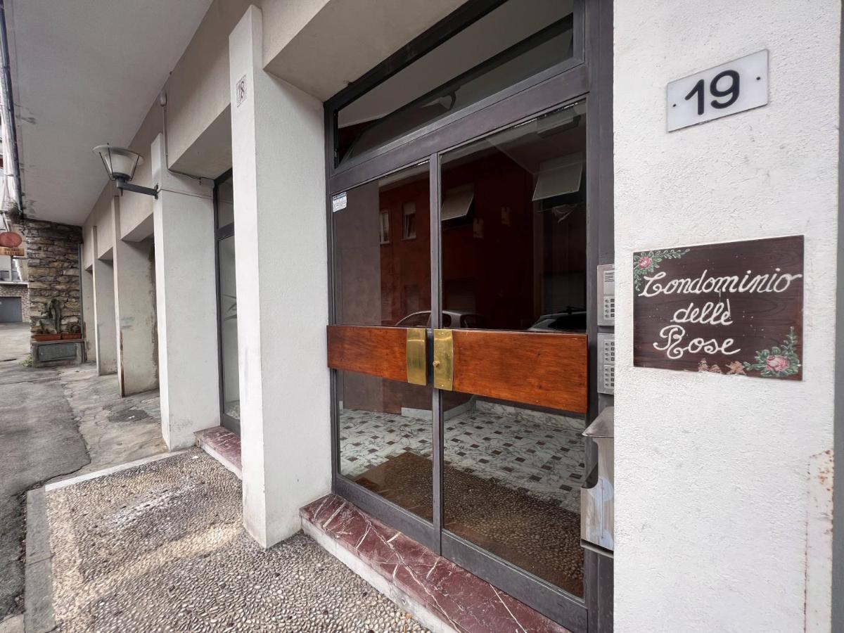 Val Di Sole 19-Iii Piano- Vista Mare- Vista Collina-Wifi 100Mg-Aria Condizionata In Tutte Le Stanze -L'Appartamento E' Stato Completamente Rinnovato Nel 2023 Rapallo Bagian luar foto