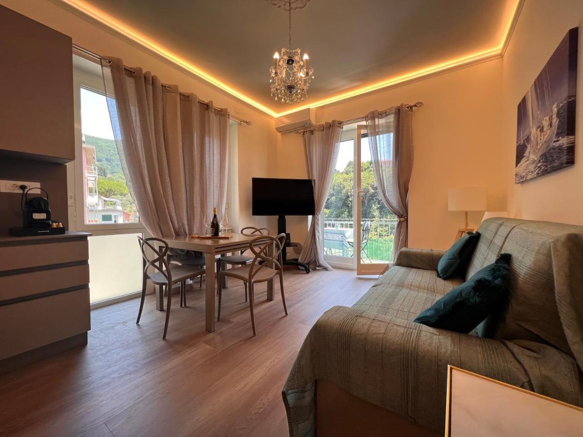 Val Di Sole 19-Iii Piano- Vista Mare- Vista Collina-Wifi 100Mg-Aria Condizionata In Tutte Le Stanze -L'Appartamento E' Stato Completamente Rinnovato Nel 2023 Rapallo Bagian luar foto
