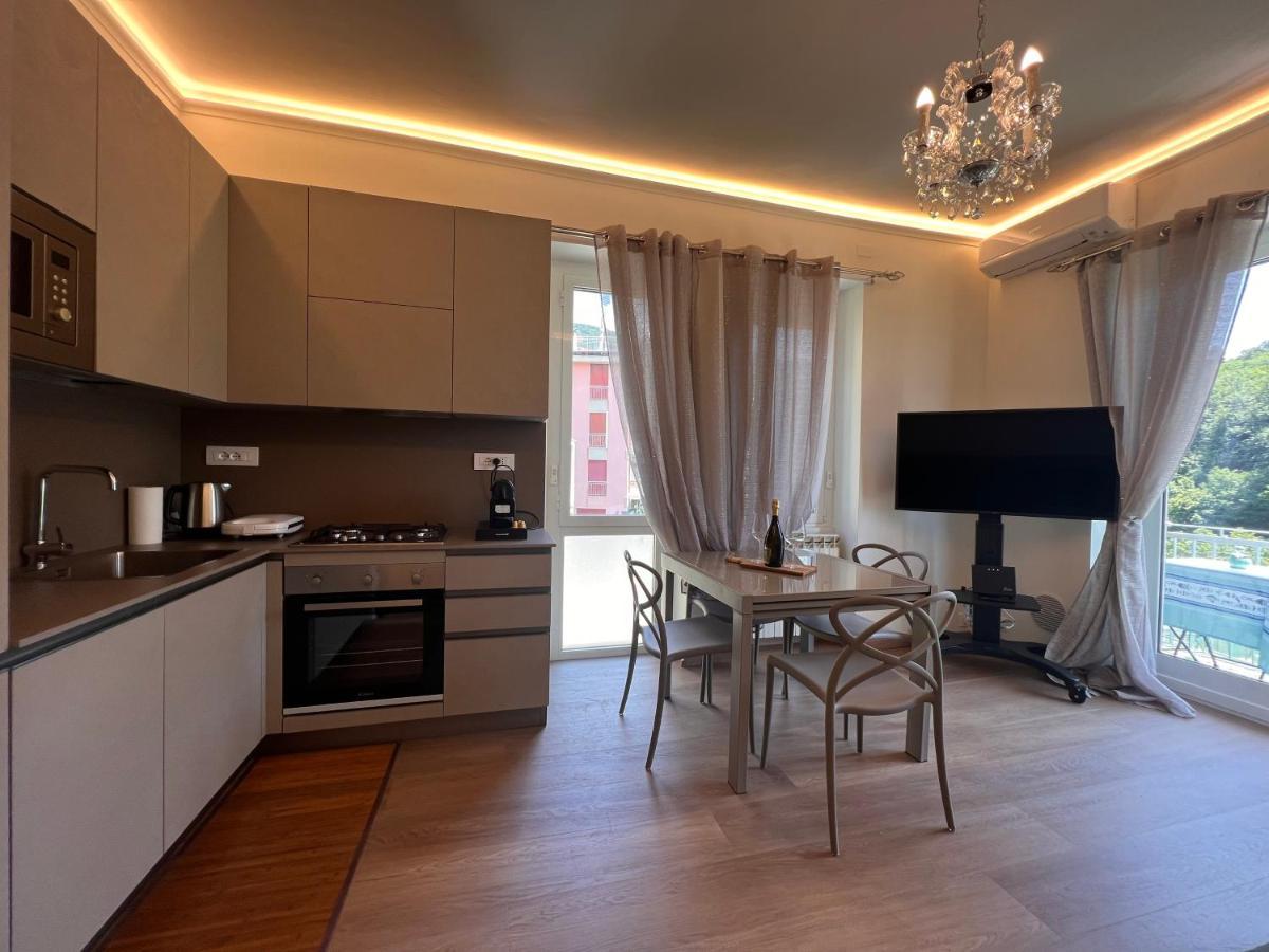 Val Di Sole 19-Iii Piano- Vista Mare- Vista Collina-Wifi 100Mg-Aria Condizionata In Tutte Le Stanze -L'Appartamento E' Stato Completamente Rinnovato Nel 2023 Rapallo Bagian luar foto