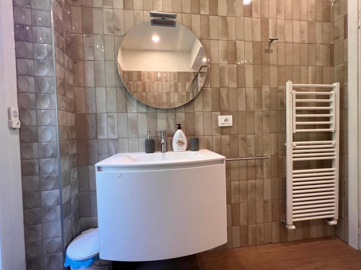 Val Di Sole 19-Iii Piano- Vista Mare- Vista Collina-Wifi 100Mg-Aria Condizionata In Tutte Le Stanze -L'Appartamento E' Stato Completamente Rinnovato Nel 2023 Rapallo Bagian luar foto